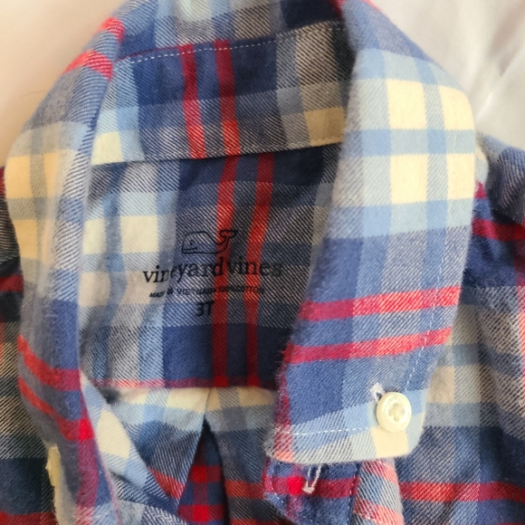 Vineyard Vines 3t flannel button-up - Picture 4 of 4
